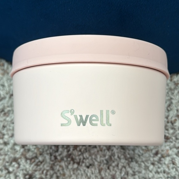New S’well 25oz Stainless Steel Water Bottle & S’well 16oz Food Canister - Picture 4 of 9